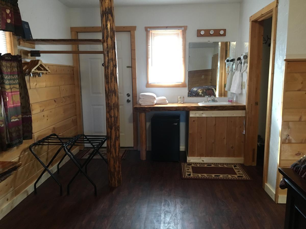 Chinook Winds Motel 杜波依斯 外观 照片