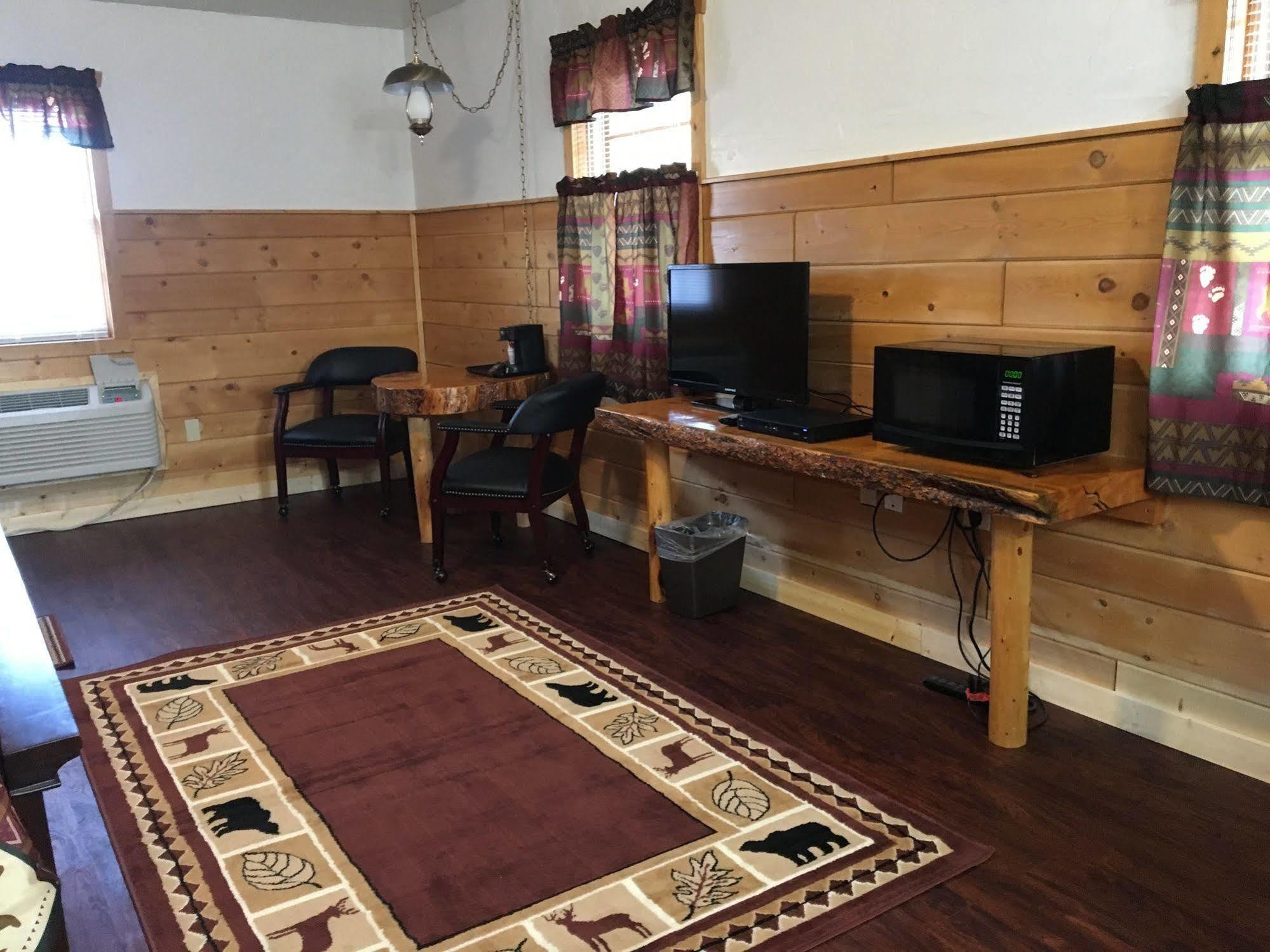 Chinook Winds Motel 杜波依斯 外观 照片