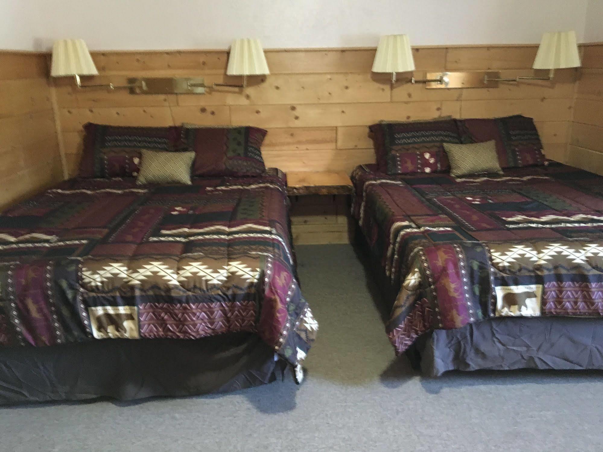 Chinook Winds Motel 杜波依斯 外观 照片