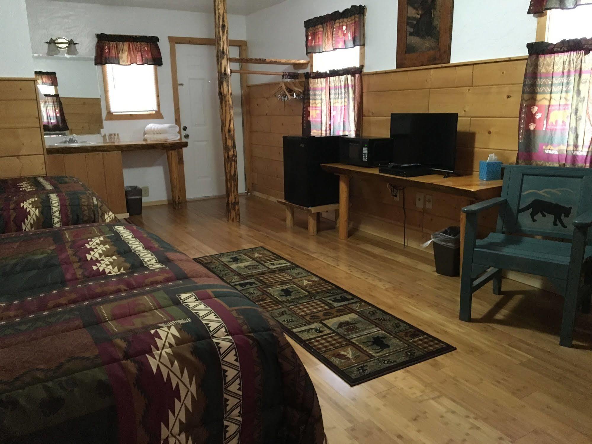 Chinook Winds Motel 杜波依斯 外观 照片
